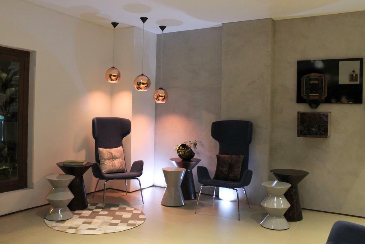 Quo Quality Hotel Manizales Exterior photo Interior of the showroom